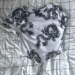 White crop top with black dragon print